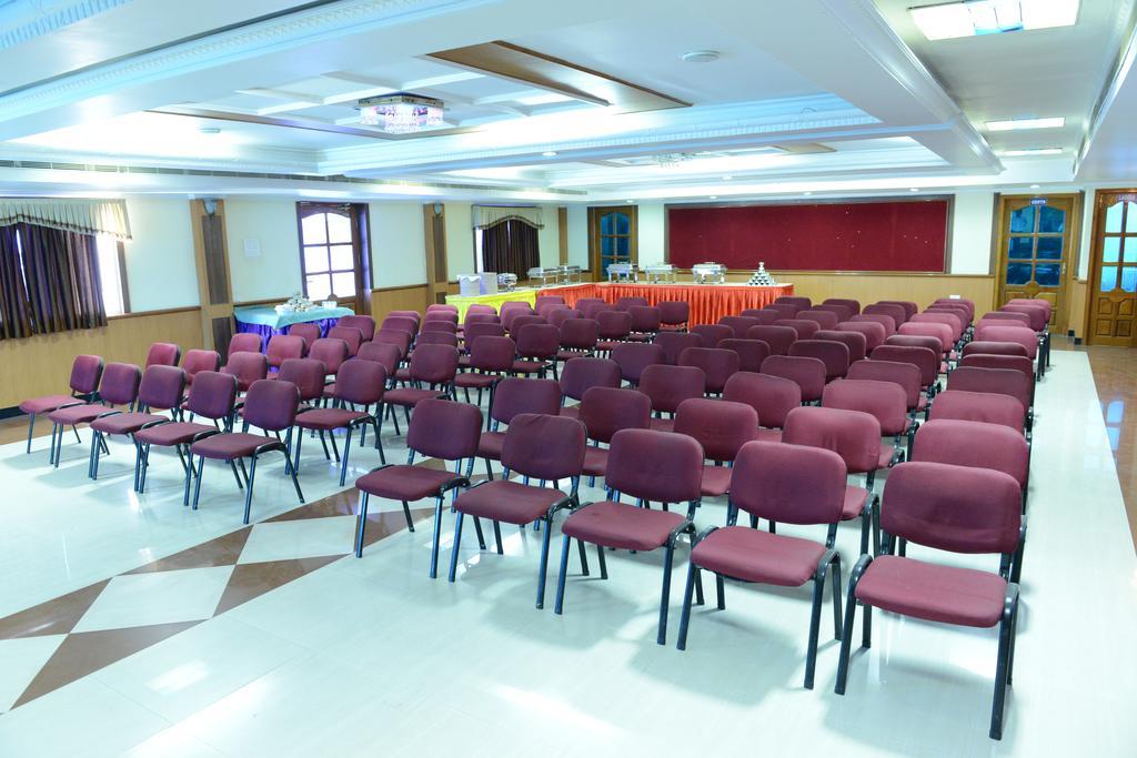 Hotel Sona'S Tiruchirappalli ภายนอก รูปภาพ