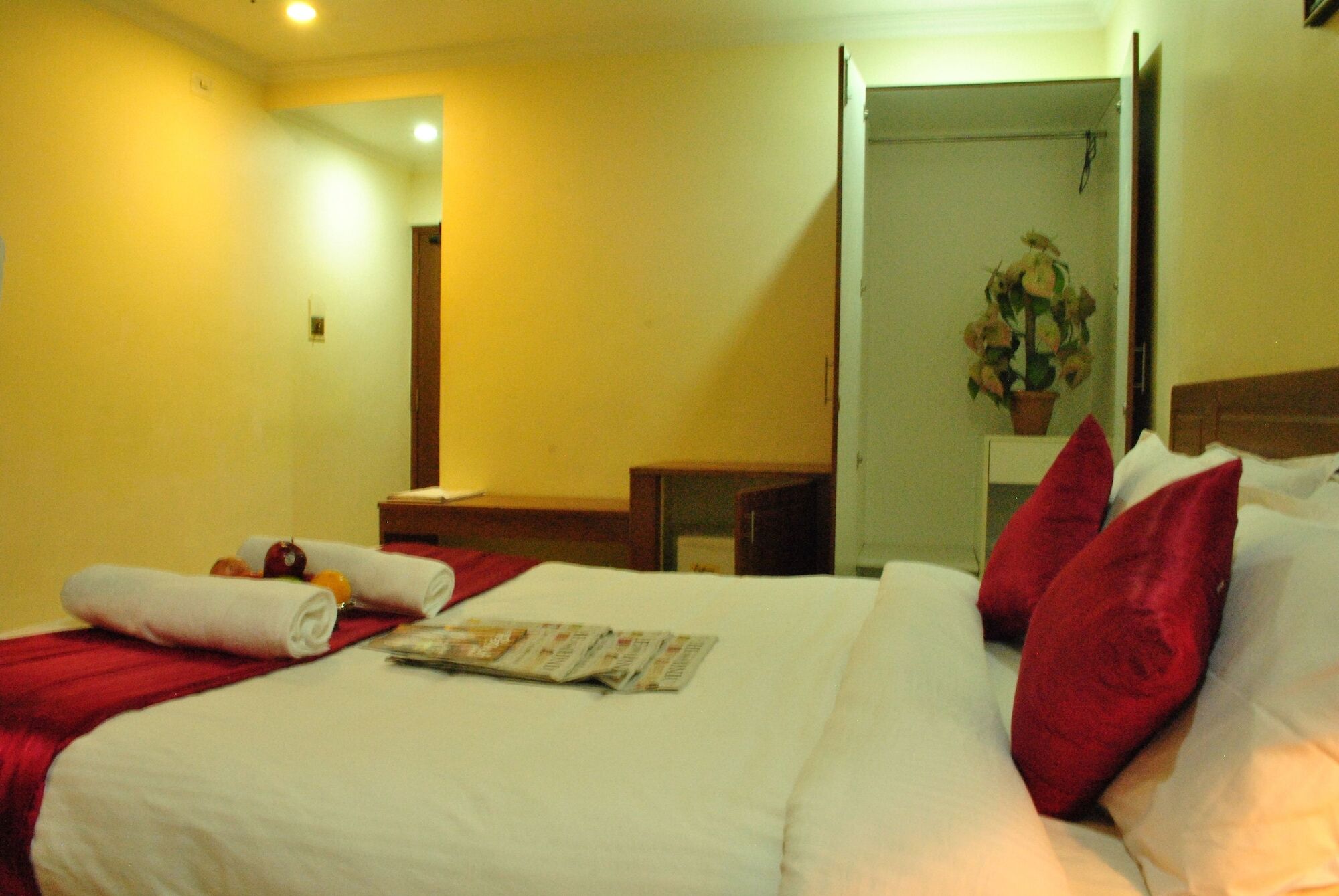 Hotel Sona'S Tiruchirappalli ภายนอก รูปภาพ