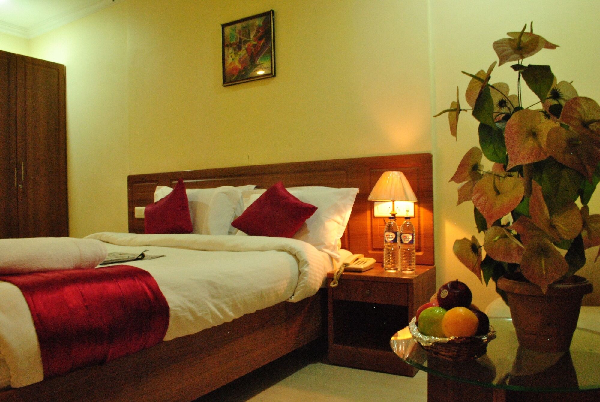 Hotel Sona'S Tiruchirappalli ภายนอก รูปภาพ