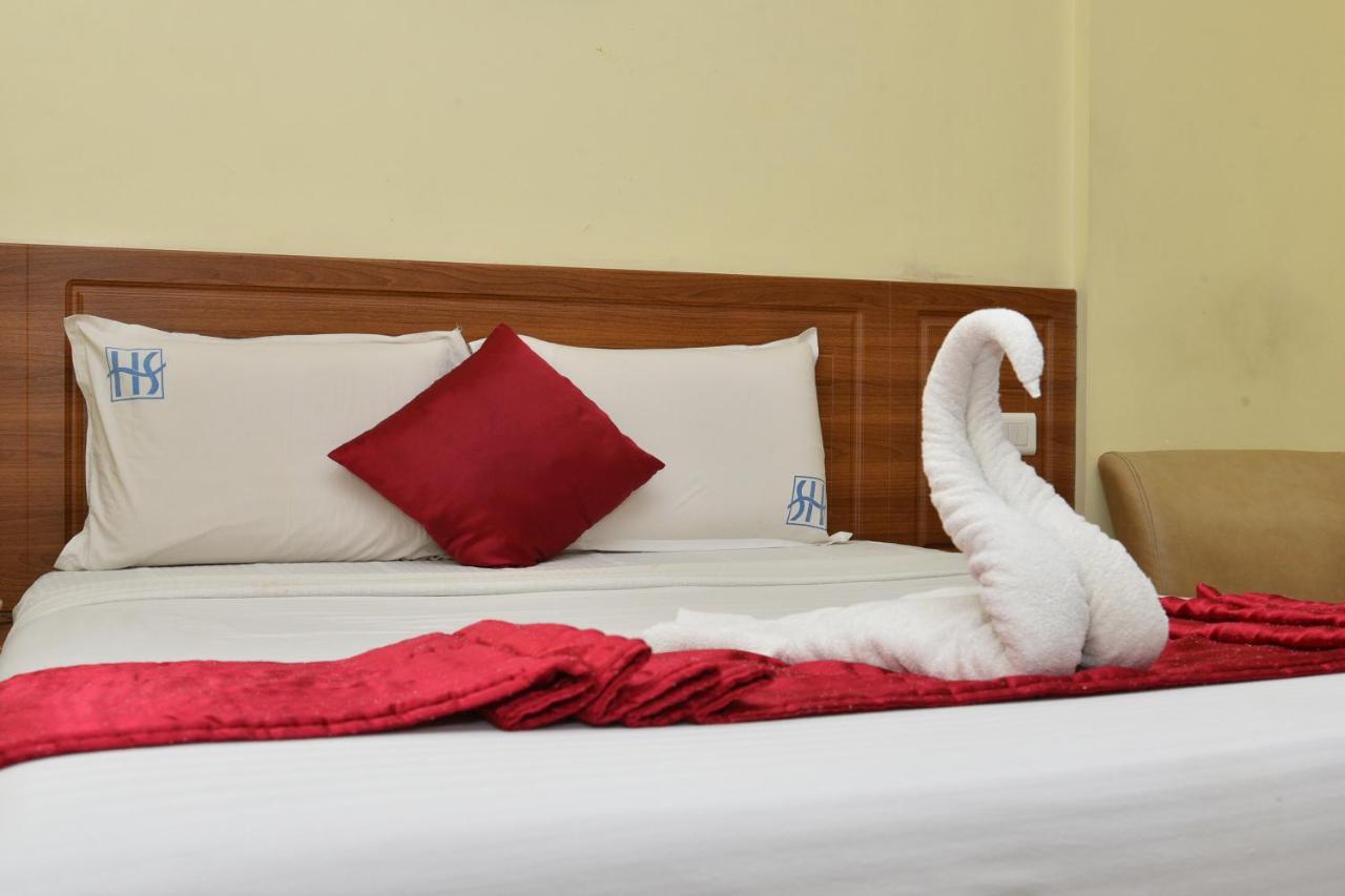 Hotel Sona'S Tiruchirappalli ภายนอก รูปภาพ