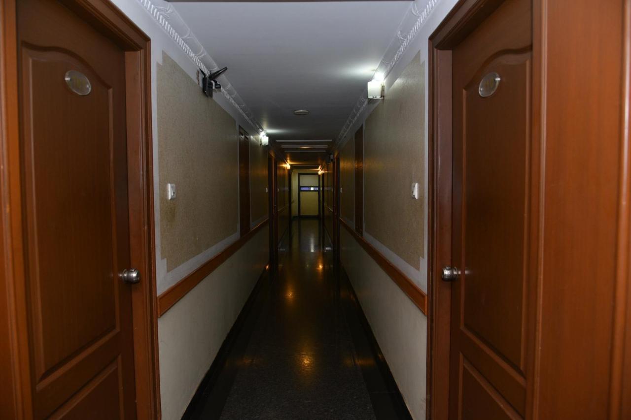 Hotel Sona'S Tiruchirappalli ภายนอก รูปภาพ